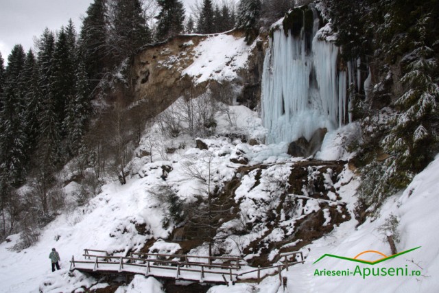 Cascada Pișoaia - obiectiv turistic de pe Valea Arieșului Mic în apropiere de Casa Memorială Avram Iancu.